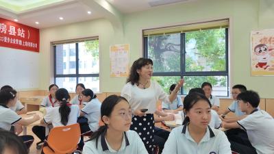 房县中小学心理健康教育名师李婳：用爱与专业守护学生成长