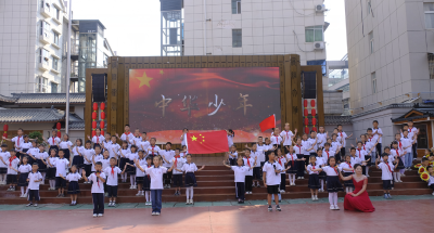房县实验小学：多彩活动迎国庆
