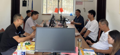 五台乡：温情慰问 致敬筑梦师魂