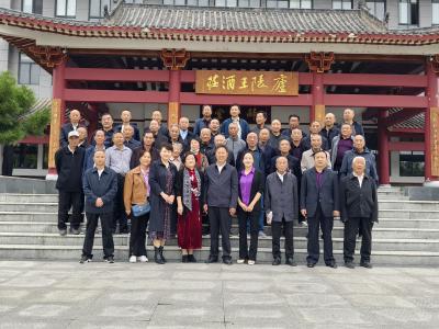 军店镇：情满重阳节 浓浓敬老情