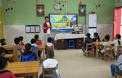 军店镇中心幼儿园：童心暖金秋  感恩在重阳