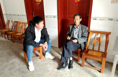 姚坪乡姚坪小学：慰问退休老教师 传承尊师重教美德