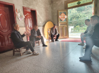 心系桑榆晚 重阳送温暖