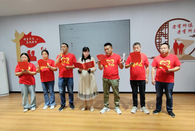 重阳欢歌情满房县光荣院