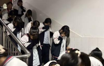 房县城关一中：消防安全强把关 演练防患于未然