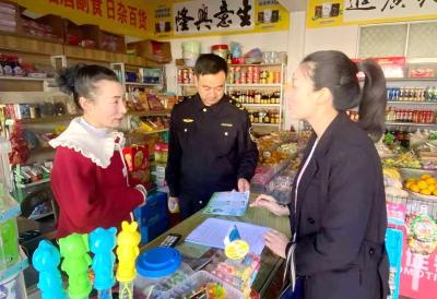 上龛乡：开展“五无”乡镇禁塑宣传活动