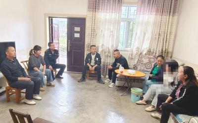 房县城关四中：入户联心 护“未”成长