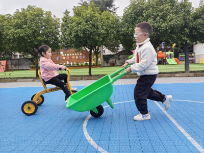 ​窑淮镇中心幼儿园：活力晨间 童趣满溢 