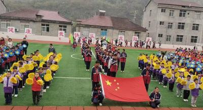 门古寺镇河兴小学开展冬季运动会开幕式