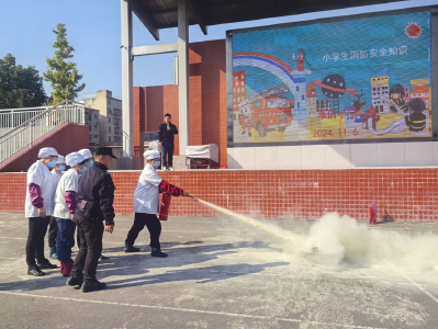军店小学扎实开展“119消防宣传月”主题教育活动