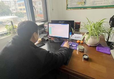 红塔镇财政所：开展会计法律法规答题活动