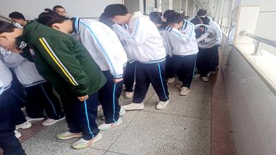 房县一中:多措并举筑牢校园安全“防火墙”