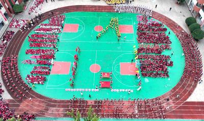 房县实验小学举办2024年冬季运动会