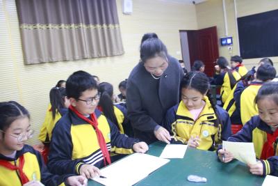 房县东城小学教联体：心理教研创新实践 点亮学生心灵之光