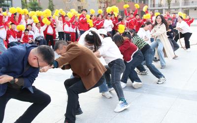 房县东城小学晓阳校区：运动展风采 青春绽华章