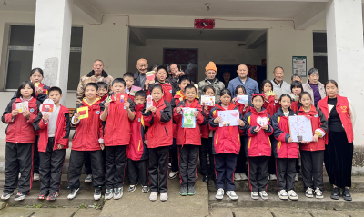 上龛学校：情系桑榆慰晚情 走访敬老暖心人