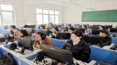 七河中学：培训赋能 蓄力提质