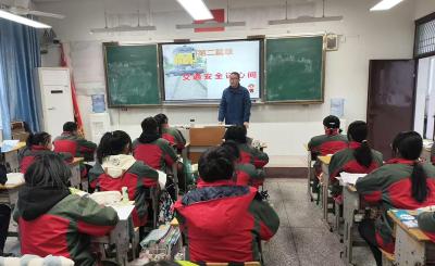 房县实验中学教联体：多举措筑牢安全防线 全方位护航校园安全