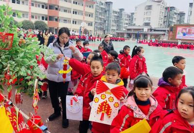 房县实验小学：学科融合无纸化 让学生“乐享”学习