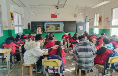 上龛学校：共研共成长 教育谱新章