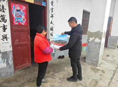 青峰镇：小小年画传递浓浓尊崇