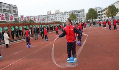 2024年全市中小学德育现场观摩活动在房县举行