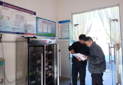 房县五台乡：开展校园食品安全专项检查