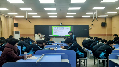房县职校：开展青年教师教学大比武