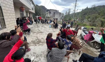 化龙堰镇：齐心共赴修池事 共谋共建惠民生