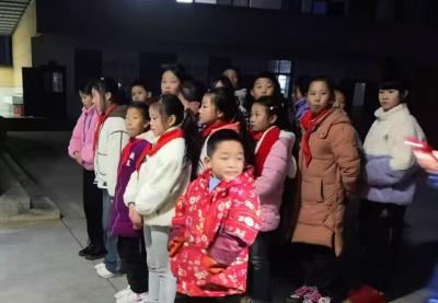 门古寺镇项家河学校：预防消防安全守防线 实战演练护安全