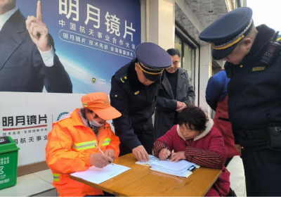 县城市管理执法局：规范便民疏导点经营秩序 让城市“烟火气”更文明