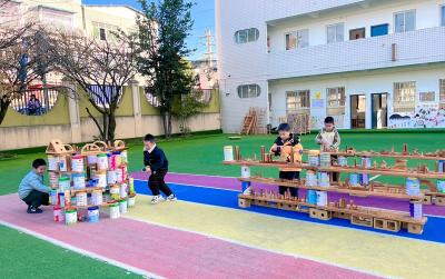 红塔镇中心幼儿园开展“共筑美丽家乡”创意建构活动