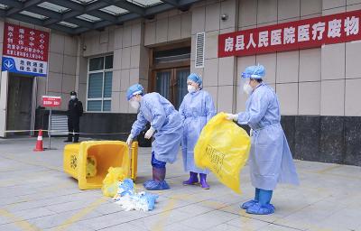 县人民医院：开展医疗废物泄露应急处置演练