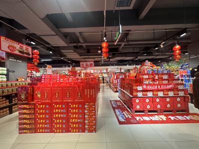 商超进入“年货时间” 辞旧迎新氛围浓