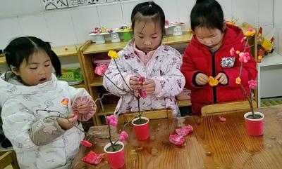 房县幼儿园：创新年环境 品传统文化