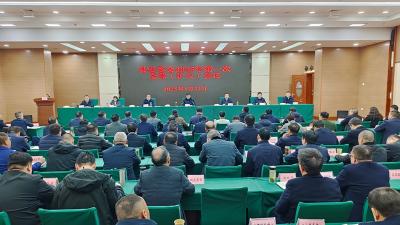 杨丹华在县安委会全体（扩大）会议上强调：绷紧安全弦  坚持从严管  全力保平安