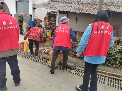 九道乡：“清洁日”齐上阵 村庄环境焕新颜
