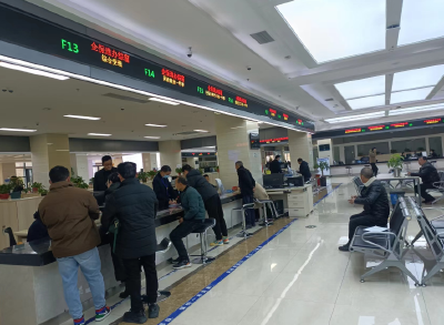 房县人社局：节后窗口上班第一天   吹响“归位”集结号