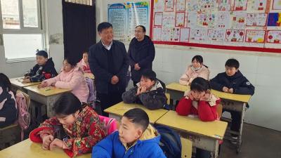 门古中学迎来2025年春季开学