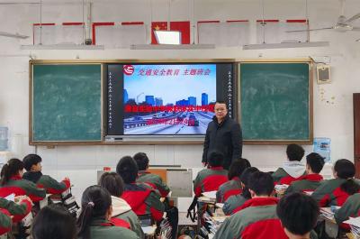 房县实验中学教联体：平安校园展新貌 安全文化润心田