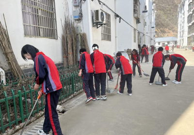 大木厂镇板桥小学：师生合力守护南水北调水源