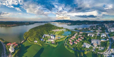 房县不动产登记中心：节后迎业务高峰