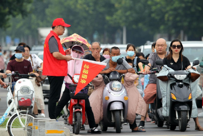 房县创文办：三管齐下  奏响文明奋进曲