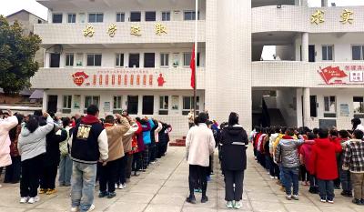 门古寺镇秦口小学：多举措护航新学期