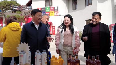 2025年“醉享武当”房县黄酒推介活动走进武当山