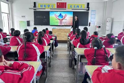 房县东城小学晓阳校区：树立节水意识 守护生命之源