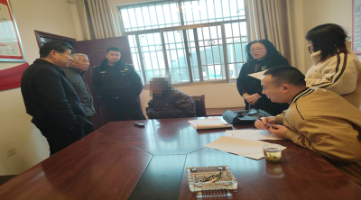 红塔镇：排查风险 维护稳定