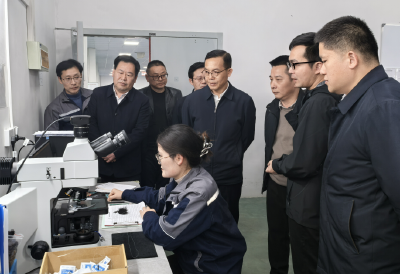 罗耀华来我县调研纺织产业科技创新工作