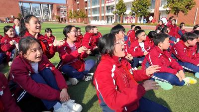 县实验小学天明校区：首届“天明杯”班级篮球赛开赛