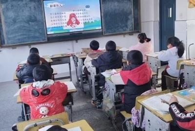 门古寺镇项家河小学：扬雷锋精神 做追“锋”少年